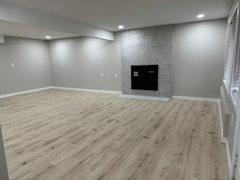 16209 Lake Hills Blvd — Photo 39