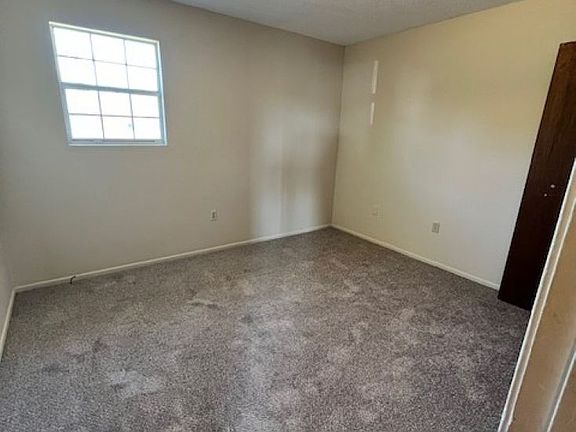4th image of 103 Teakwood Dr