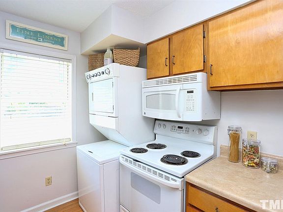 5th image of 118 Kingsbury Dr #118