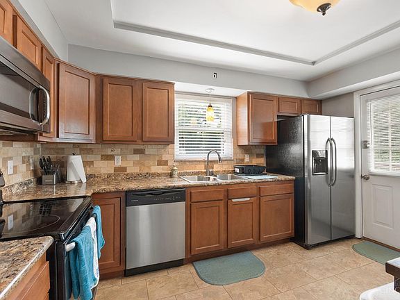 4th image of 2888 Mount Airy Ave