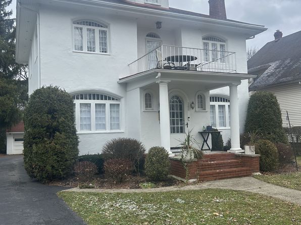 260 Fair Oaks Ave