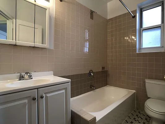 Rented by S&S Ocean Bay Properties | media 27