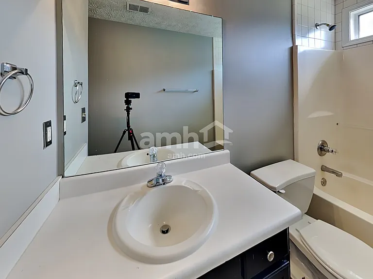 2025 Graybrook Dr — Photo 15