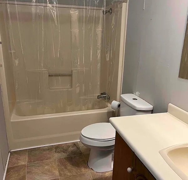 268 S Seymour Dr NW — Photo 3