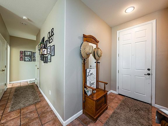 4th image of 1226 N Julieann Ct