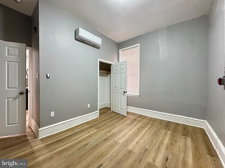 249 S 44th St #2 — Photo 3