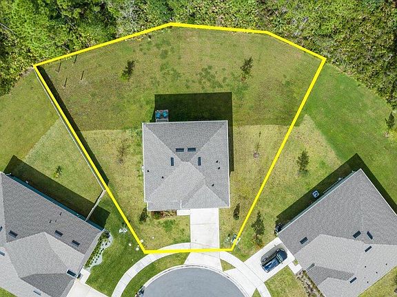 2nd image of 255 Carabelle Ct
