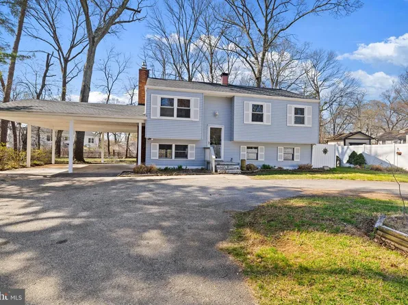 613 A St, Pasadena, MD 21122