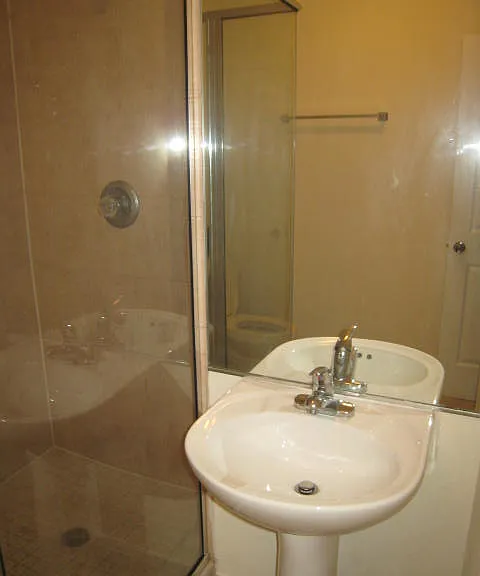 10016 SW 170th Ter — Photo 1