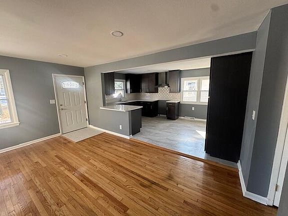 5th image of 5709 North 78th STREET