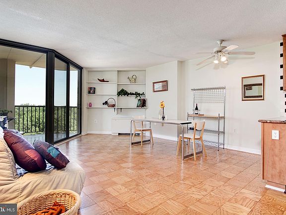 4th image of 4242 E West Hwy APT 1011
