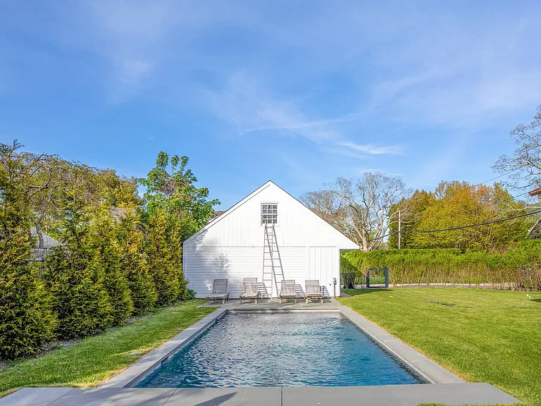 189 Lumber Ln — Photo 31
