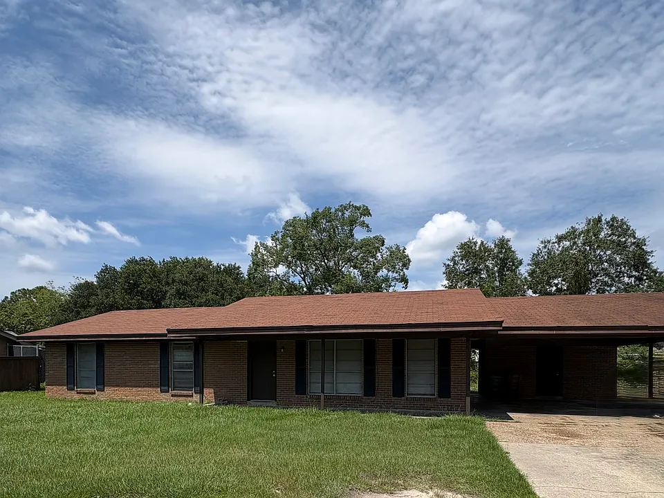 2224 Popps Ferry Rd