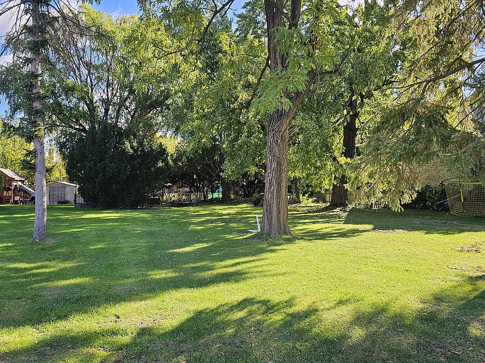 2nd image of 10125 S 81st Ct