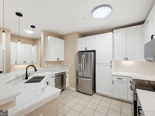 400 17th St NW Unit 2322, Atlanta, GA 30363