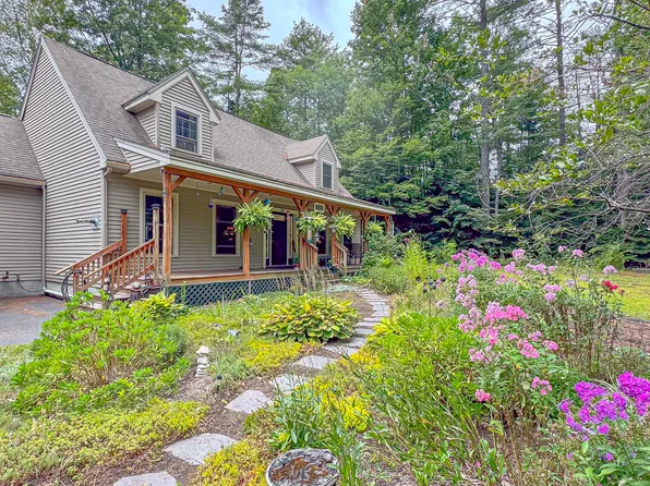 55 Sunnybrook Farm Road, Bridgton, ME 04009