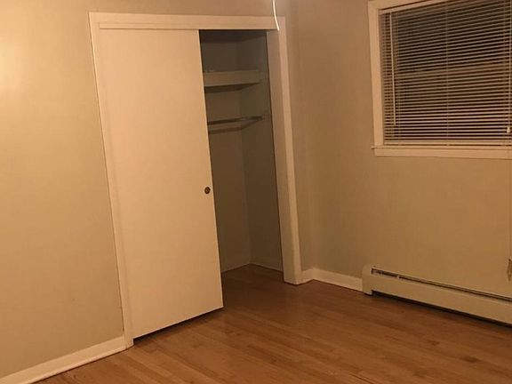 2nd image of 2221 119th St APT 2