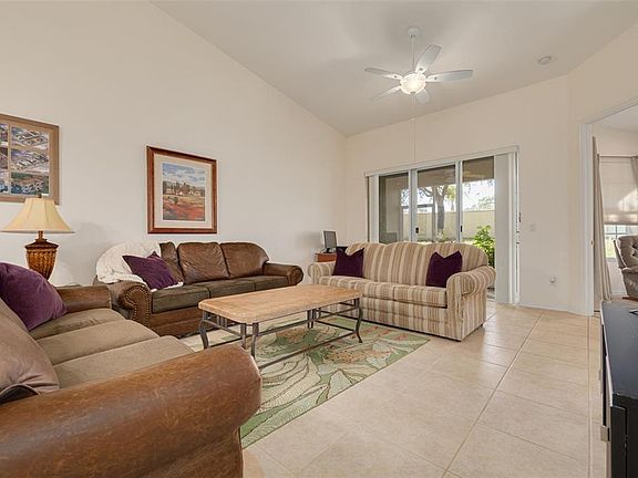 4th image of 656 Spring Lake Cir
