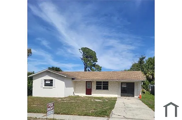 Building Photo - 511 65th Avenue Dr W