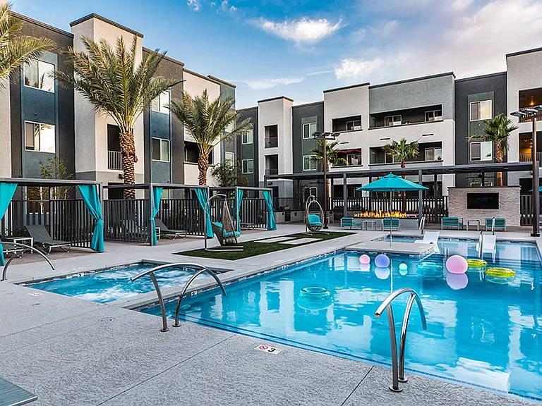 ARISTA APARTMENT HOMES — Photo 3