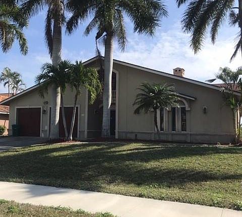 2nd image of 4827 Sands Blvd