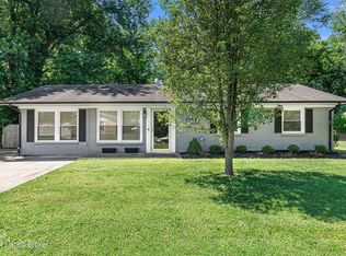 9512 Farnham Dr, Louisville, KY