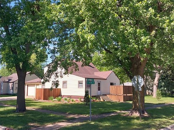408 Avenue D E