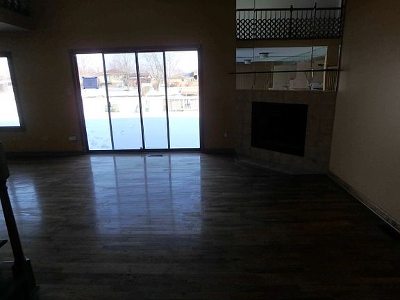 4th image of 19623 Lake Shore Dr #0