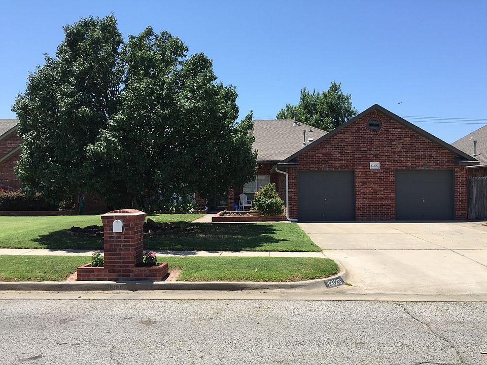 1st image of 13125 Briar Hollow Dr