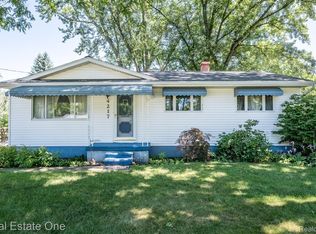 4217 Carmanwood Dr, Flint, MI