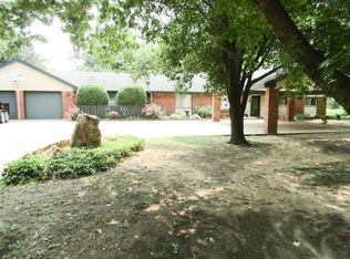 3521 W Carrier Rd, Enid, OK 73703