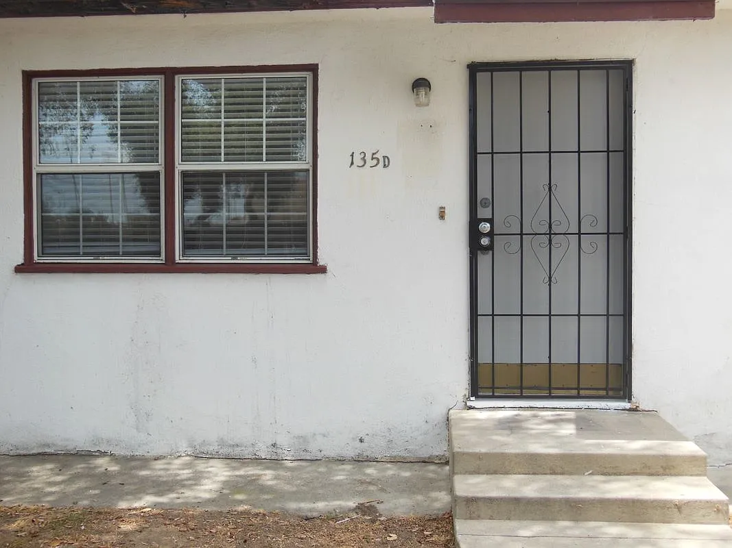 1 bed, 1.0 bath, 540 sqft, $2,300 — Photo 2