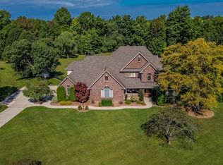 11809 Maze Creek Dr, Indianapolis, IN 46259