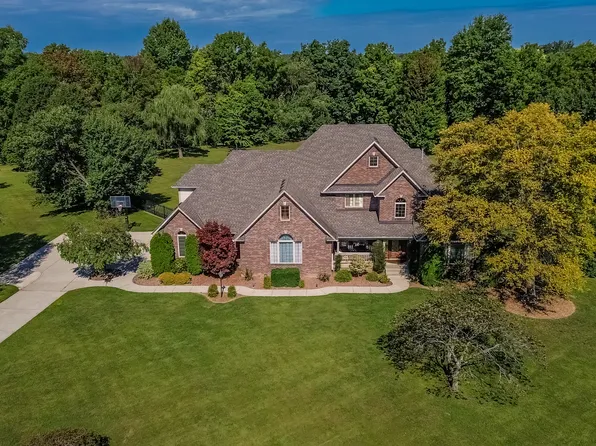 11809 Maze Creek Dr, Indianapolis, IN 46259