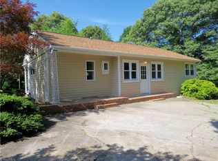 2092 Lick Fork Creek Rd, Reidsville, NC 27326