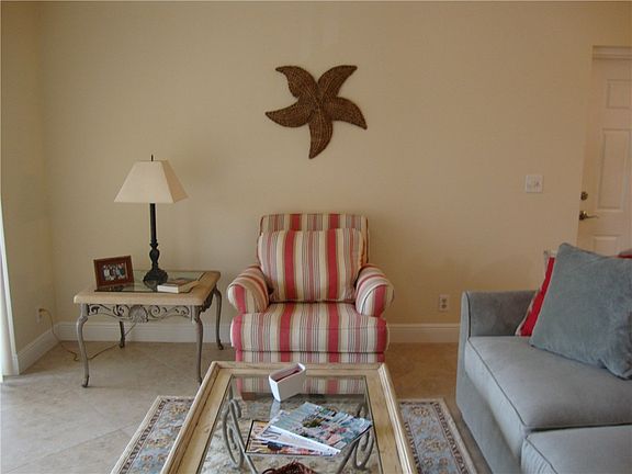 5th image of 4452 NE Ocean Blvd APT B3
