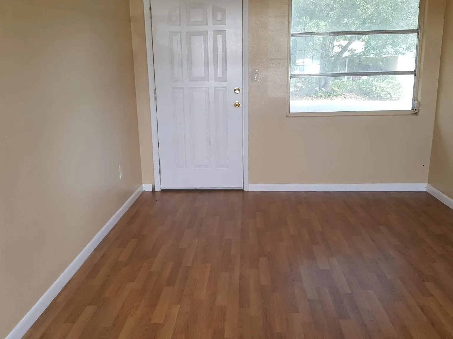 1 bed, 874 sqft, $850 — Photo 4