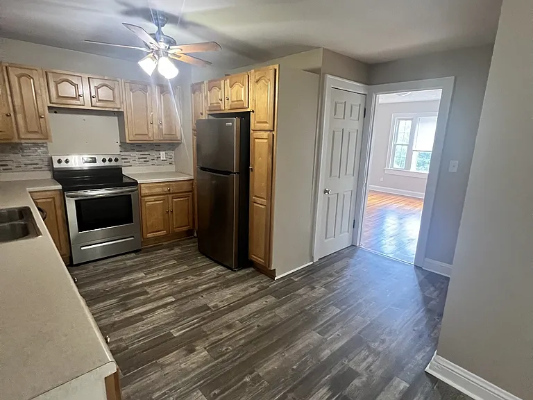 1219 East Dr — Photo 23
