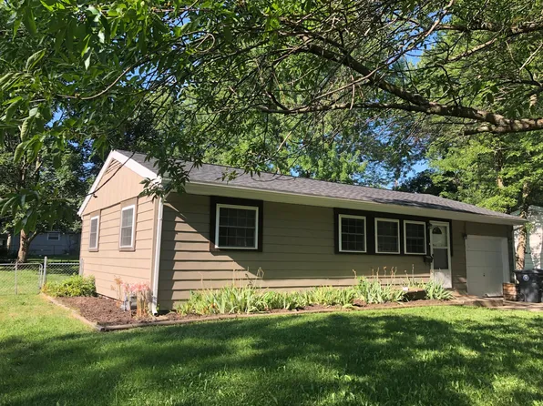 2401 W 3rd St, Sedalia, MO 65301