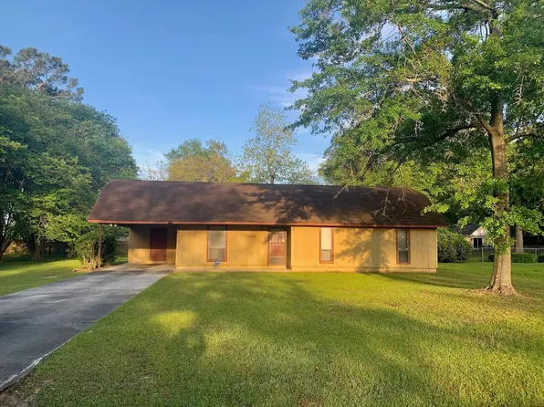 3902 Danube Cir, Valdosta, GA 31605