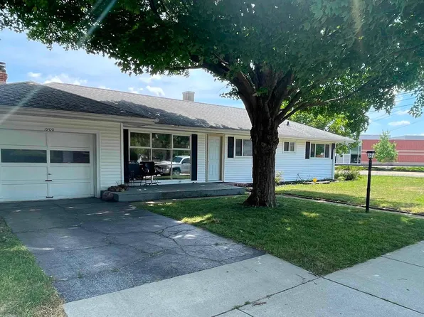 1900 Indian Trail Dr, West Lafayette, IN 47906