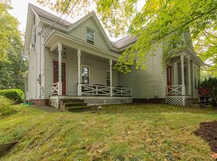 30 Prospect St, Pepperell, MA 01463