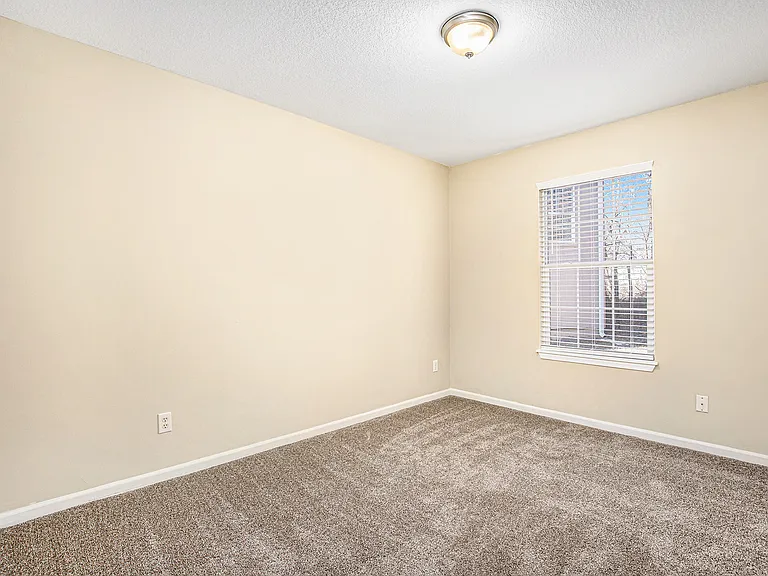 8332 N Nodaway Ave — Photo 14