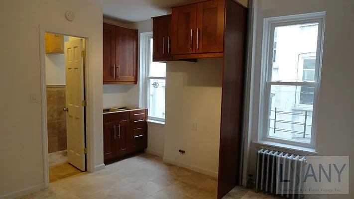 Rented by LandSeair Real Estate Group | media 13