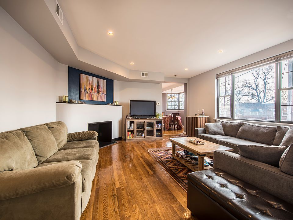1st image of 433 Longfellow St NW #2