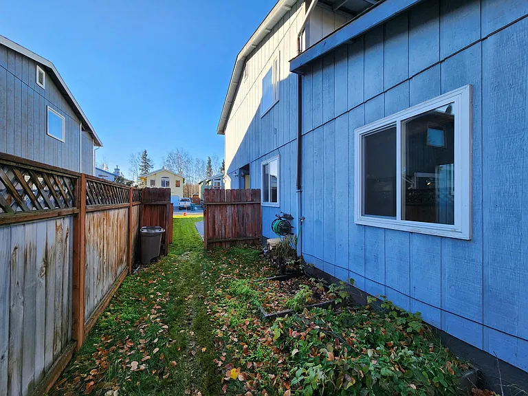 11931 Copper Mountain Dr — Photo 20