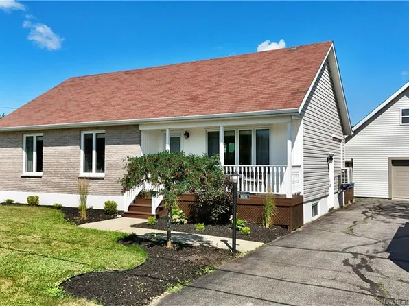 1031 Hache, Beresford, NB E8K 1H9