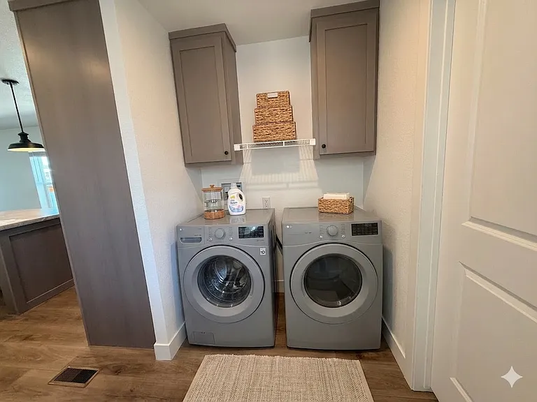 3601 E Wyoming Ave #527 — Photo 8