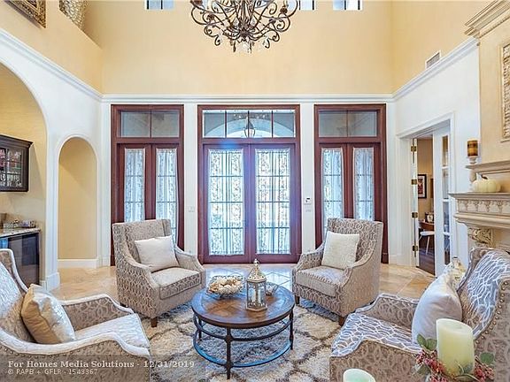 4th image of 9800 Bay Leaf Ct