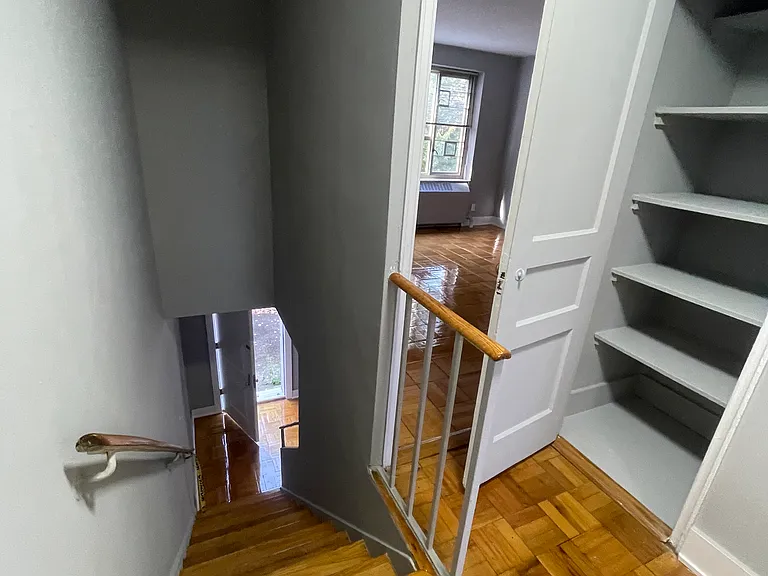 194-35 65th Cres #K — Photo 7